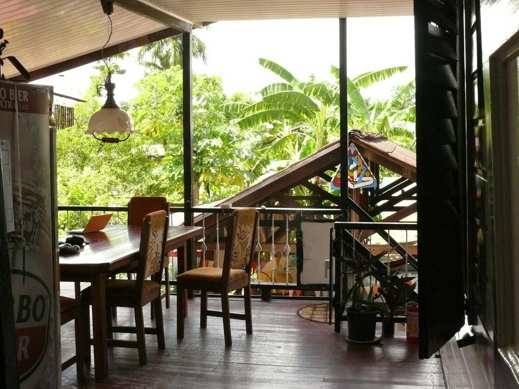 Guesthouse Un Pied-A-Terre Paramaribo Exterior photo